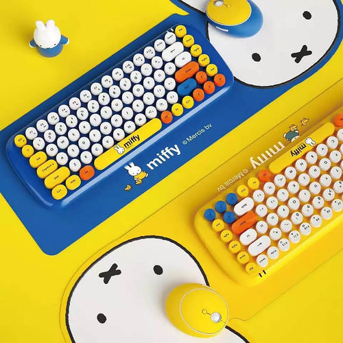 Ensemble de clavier, souris, clé USB et tapis Miffy