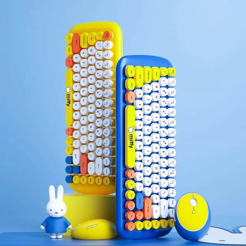 Ensemble de clavier, souris, clé USB et tapis Miffy